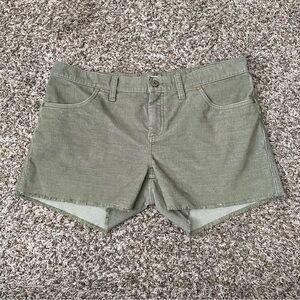 Carve Designs Corduroy Shorts Womens 12 Green Raw Hem Cut Off Organic Cotton